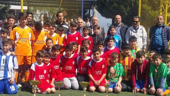 İlçemiz Ortaokulları Arasında Düzenlenen Futbol Turnuvasında Final Maçı Sonrası Kupayı Alan Okulumuz Belli Oldu