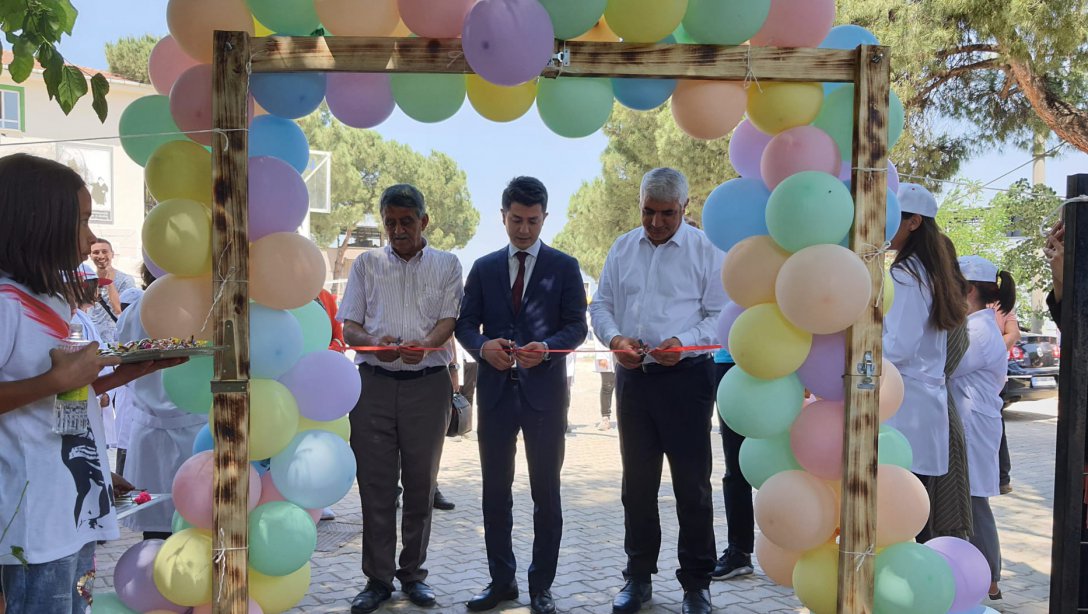 Sinancılar Ortaokulu Tübitak 4006 Bilim Fuarı Açılışı Gerçekleştirildi