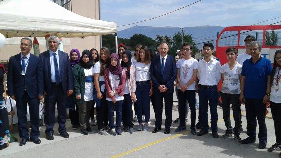 Pakmaya Ülkü Hızal Anadolu Lisesi Tübitak 4006 Bilim Şenliği