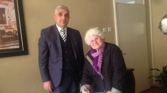 Hayırsever Zennure Mücella Bahçıvan İlçe Milli Eğitim Müdürlüğümüz ile Protokol İmzaladı